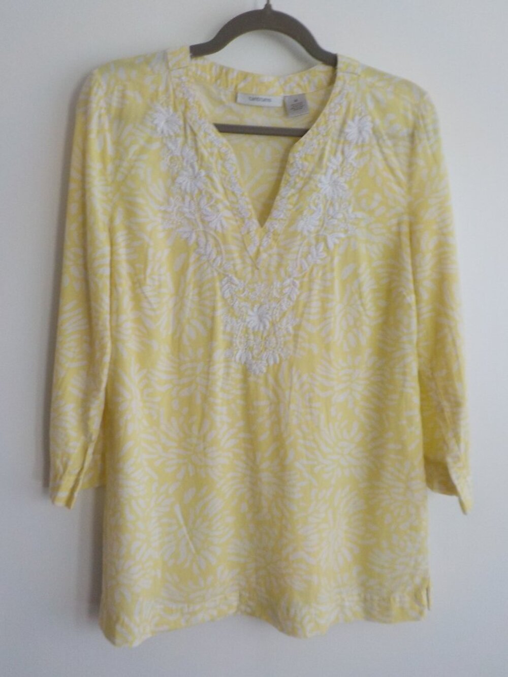tantrums Blouse Top - Medium - Cotton Blend - Yellow/White Embroidery (947)